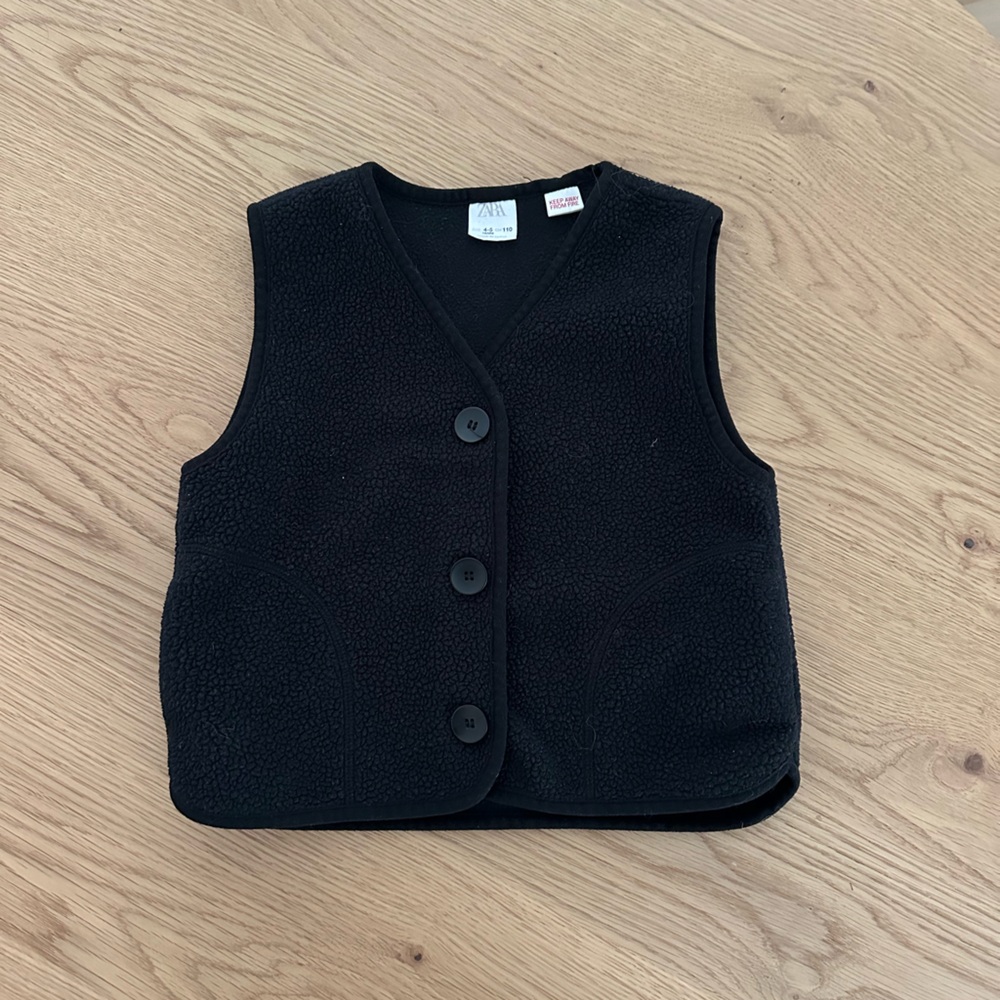 Zara fleece button up vest